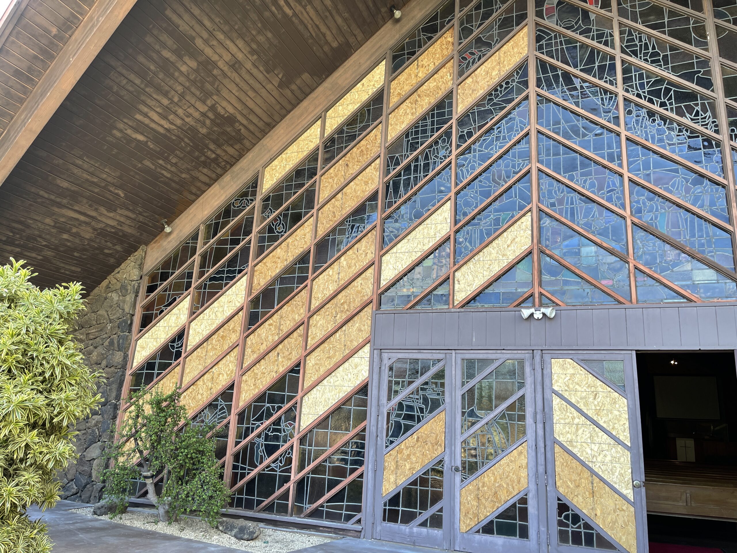 moanalua church after stained glass removal